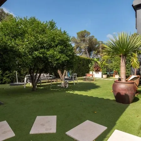 Luxury Villa With Private Pool Appartamento *