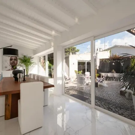 Luxury Villa With Private Pool Lisbona